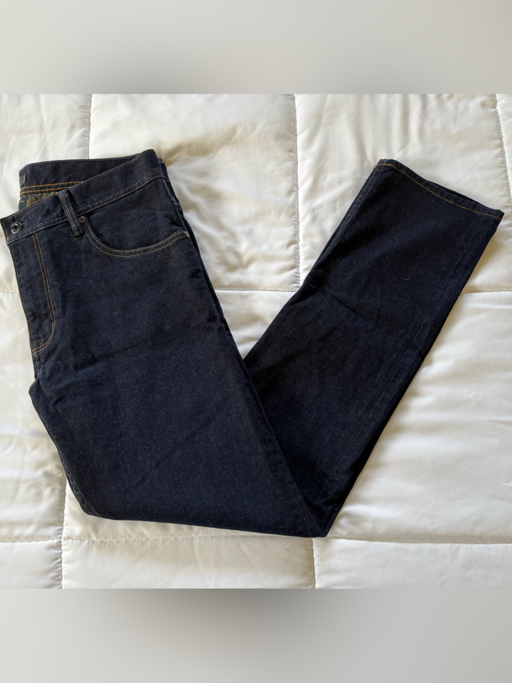 Robert Graham Men’s Dark Indigo Straight Leg Jeans 33x32 Designer Denim
